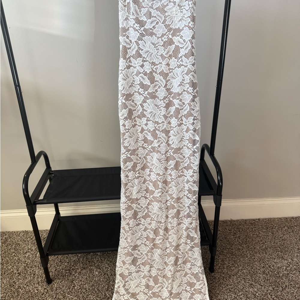 Elegant White Lace Dress